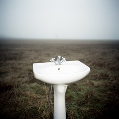 synth washbasin